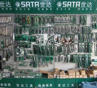 世达汽车电路测试灯图片_电路图分享 曙光SG-8500汽车外形修复介子机 发布报价仅供参考,具体价格运费另议 曙光SG-8500汽车外形修复介子机功能特点: 移动方便,操作简单,输出功率稳定,具有碰焊拉伸、加热、收缩、薄板、点焊、螺柱、钢板切割、薄板焊接功能。正确使用该机不需车辆解体、既能迅速将汽车修复,是汽车维修行业最理想的必备设备之一 。 一.